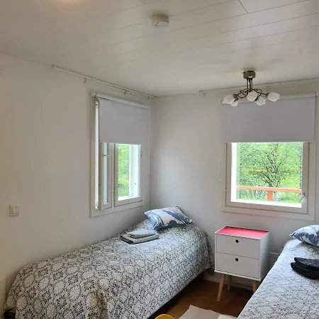 Small Salmon Appartement *